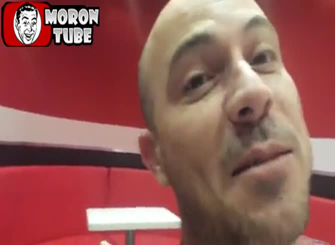 Video :KFC is showing you porn in an effort to improve your diet